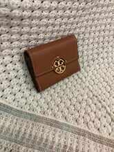 Load image into Gallery viewer, Tory burch wallet