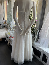 Load image into Gallery viewer, Melissa sweet wedding dress