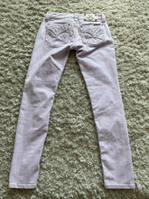Load image into Gallery viewer, Purple miss me jeans