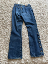 Load image into Gallery viewer, Rockies low rise jeans