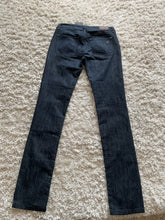 Load image into Gallery viewer, DL 1961 premium denim jeans