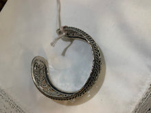 Load image into Gallery viewer, 92.5 silver cuff