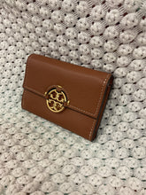 Load image into Gallery viewer, Tory burch wallet