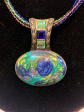 Load image into Gallery viewer, Multi colored necklace