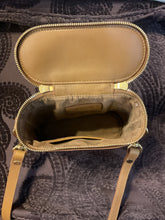 Load image into Gallery viewer, J.W. HULME bag