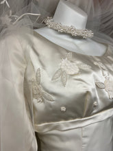 Load image into Gallery viewer, Vintage Wedding Dress w/Floral Applique